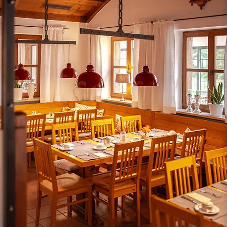 Schneider & Brauereigasthof 3* Эссинг