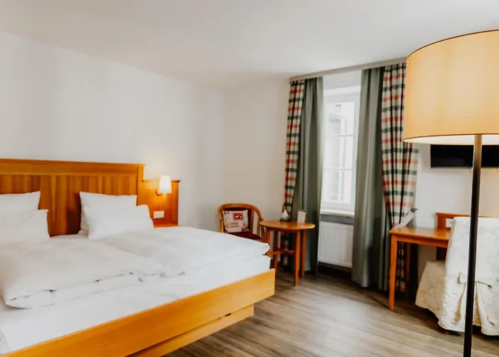 فندق Schneider Hotel & Brauereigasthof 3*