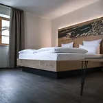 Schneider Hotel & Brauereigasthof 3* Essing