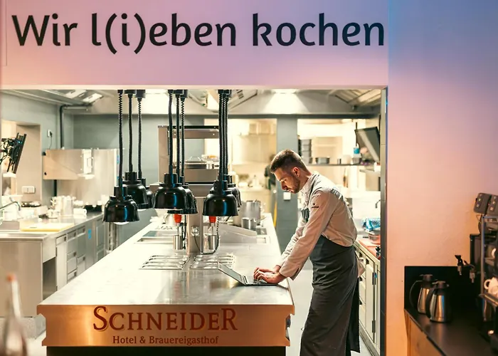 Schneider Hotel & Brauereigasthof מלון אסינג