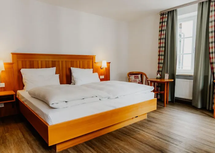 Schneider Hotel & Brauereigasthof מלון